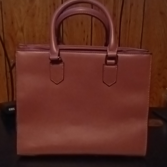 Purse - Picture 2 of 4